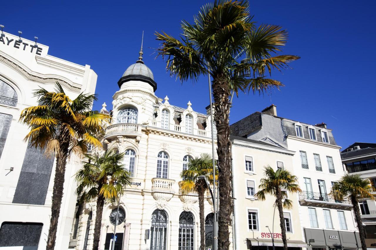 Appartements Clemenceau Pau Bagian luar foto